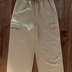 Athleta Promenade High Waist/Wide Leg Beige Cargo Pants